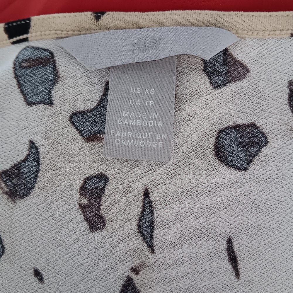 H&M Beige and Black Midi Dress - Picture 7 of 7